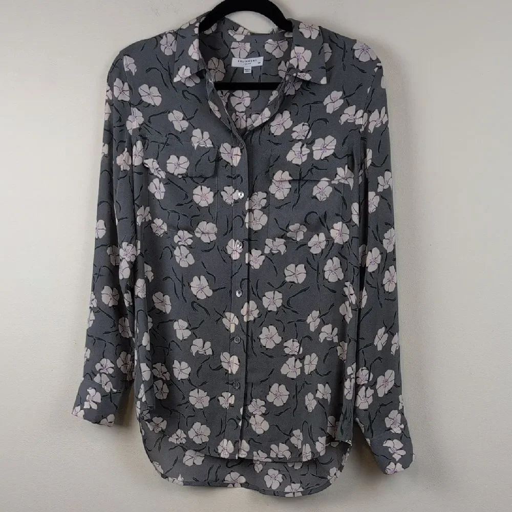 Equipment Femme Silk Floral Gray Button Front Women's Blouse Top Size S
